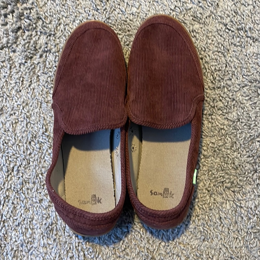 Brand new Sanuk slip on